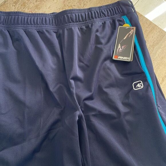 NWT basketball sports pants - Picture 3 of 3